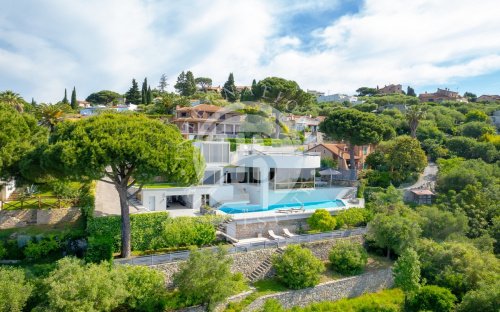 Villa in Finale Ligure