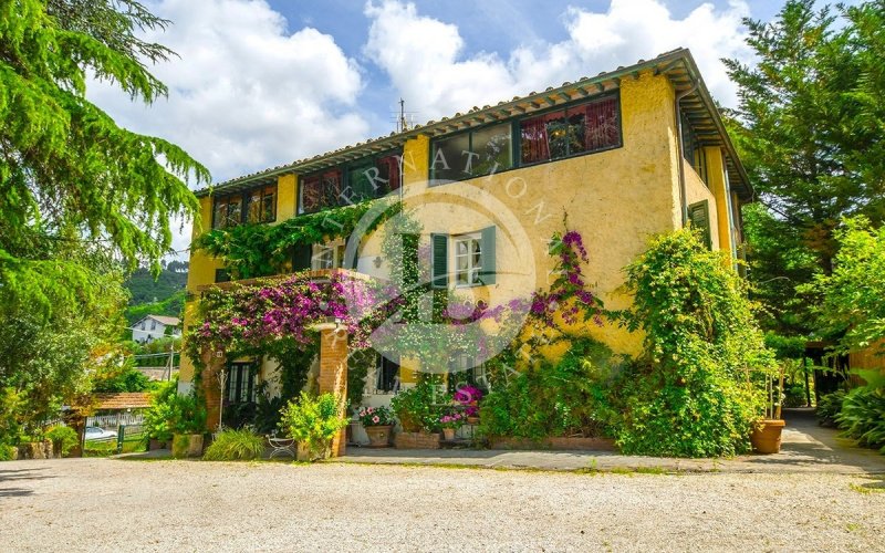Villa in Massarosa