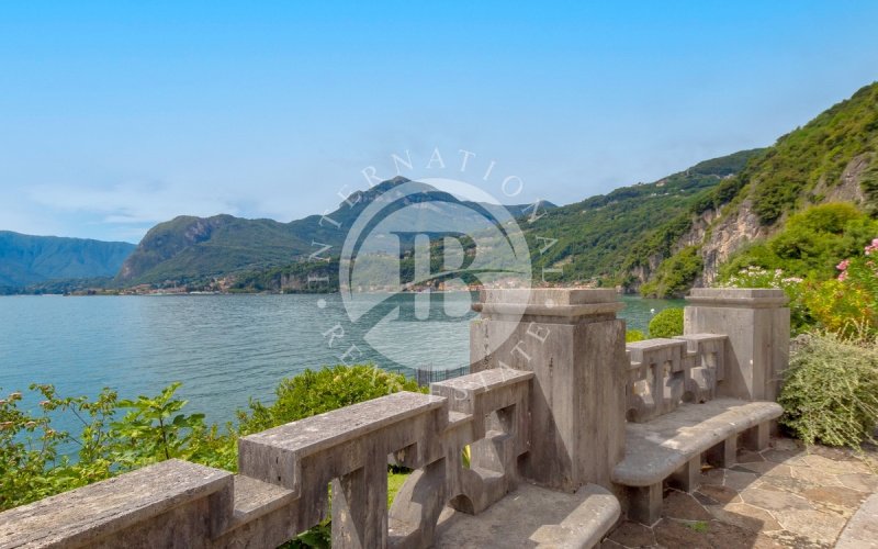 梅纳焦独立公寓