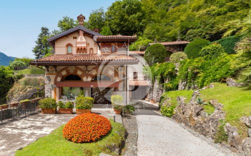 Self-contained apartment in Menaggio
