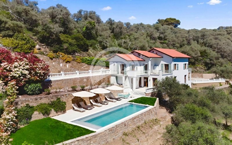 多尔切阿夸别墅