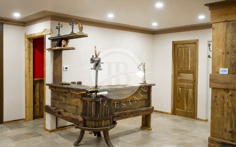 Вилла в Фенис