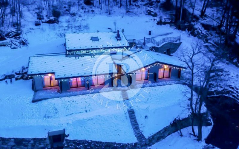 Вилла в Фенис