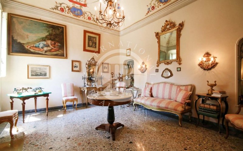 Villa en Felino
