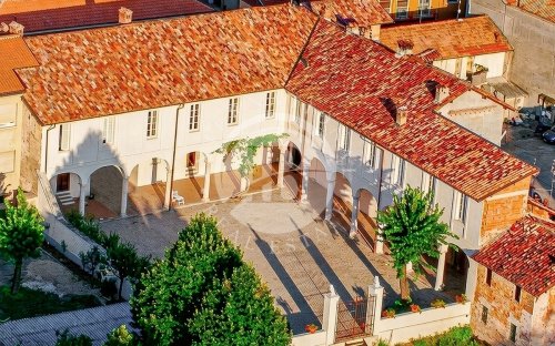 Casa histórica en Ozzero