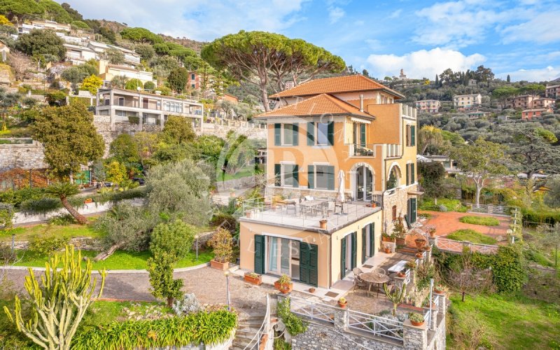 Villa a Recco