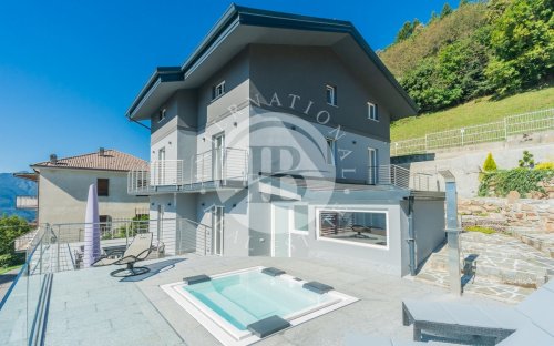 Villa in Casargo