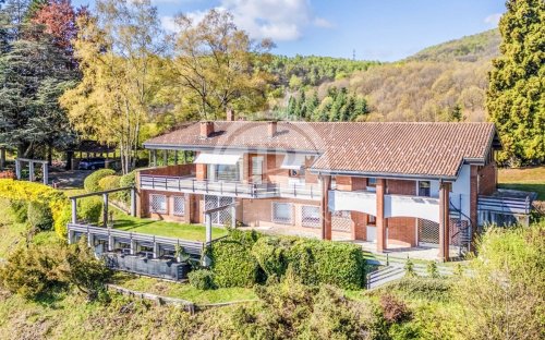 Villa in Stresa