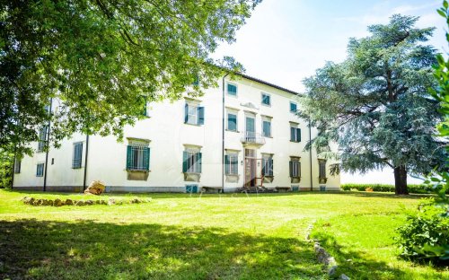 Villa à Castelfranco di Sotto