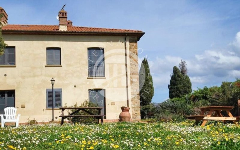 Villa in Santa Luce