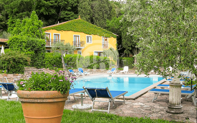 Villa in Sassetta