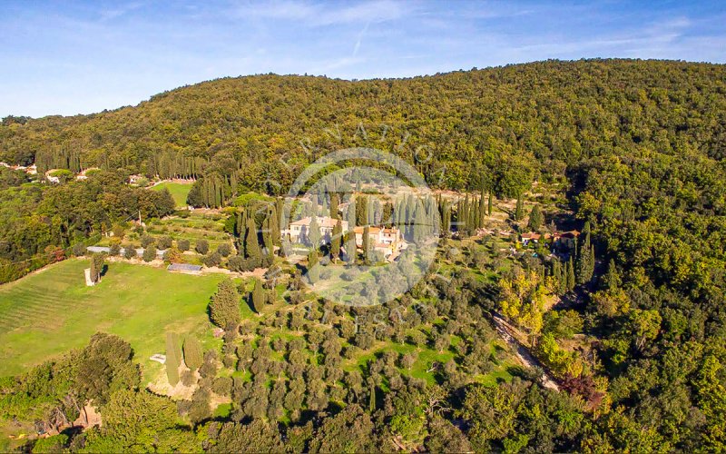 Villa in Sassetta