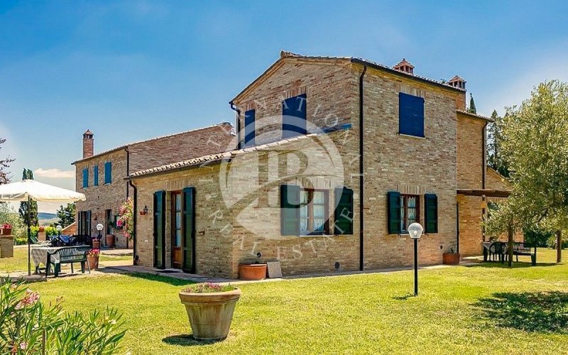 Casa de labranza en Asciano