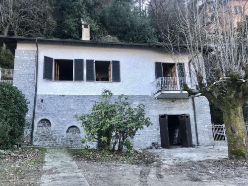 Villa en Faggeto Lario