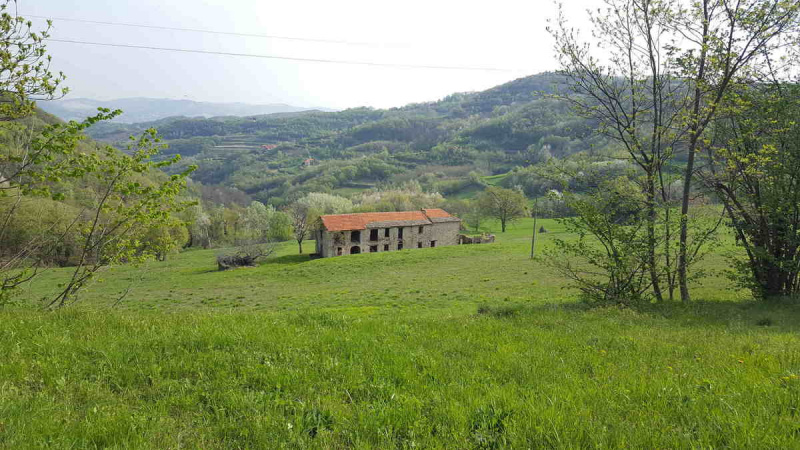 Country house in Roccaverano