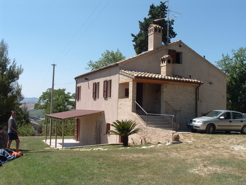 Country house in Offida