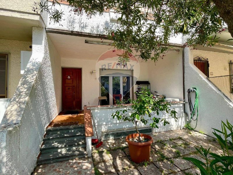 Terraced house in Viareggio