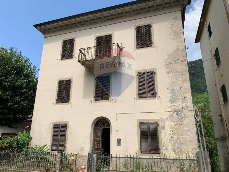 Casa indipendente a Bagni di Lucca