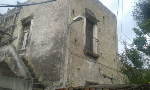 Klein huisje op het platteland in Barano d'Ischia