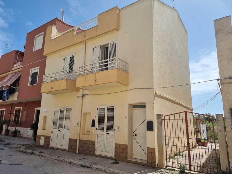 Detached house in Menfi