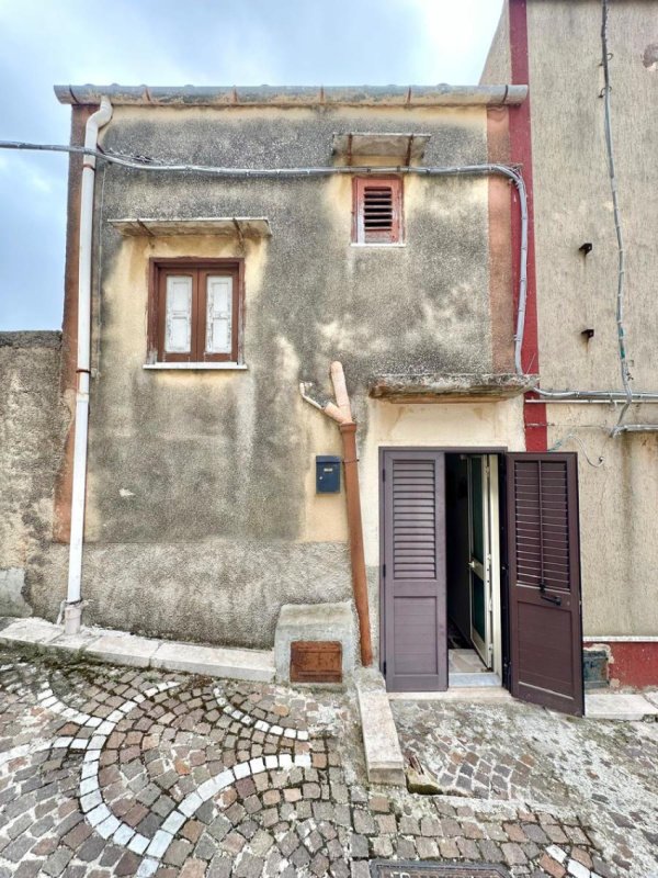 Maison individuelle à Bisacquino