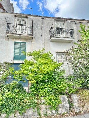 Casa indipendente a Bisacquino