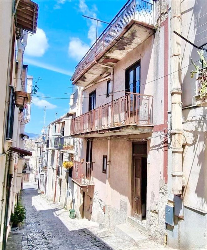 丘萨斯克拉法尼独栋房屋