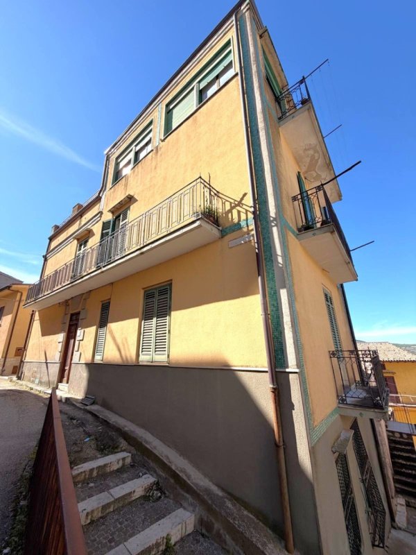 Einfamilienhaus in Bisacquino