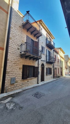 Vrijstaande woning in Campofiorito