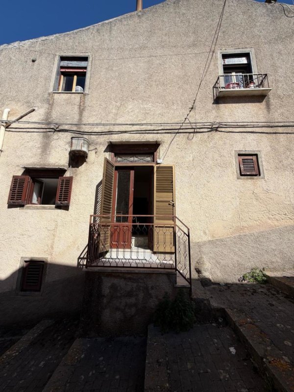 Self-contained apartment in Chiusa Sclafani