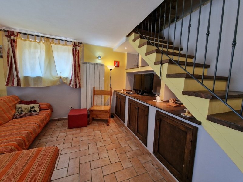 Semi-detached house in Baschi