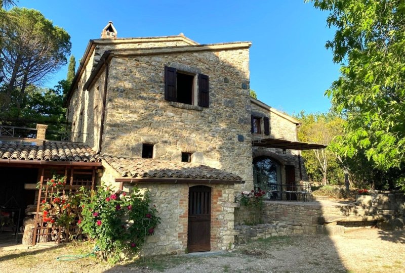 Farmhouse in Baschi