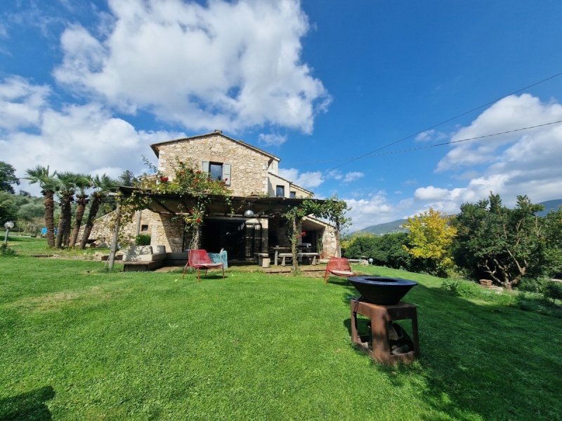 Ferme à Lugnano in Teverina