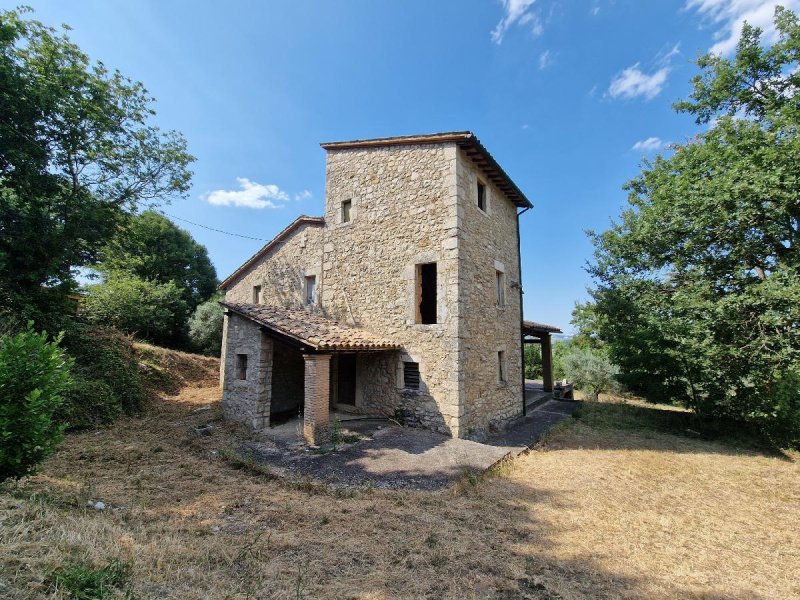 Farmhouse in Baschi