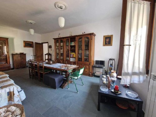 Apartamento en Amelia
