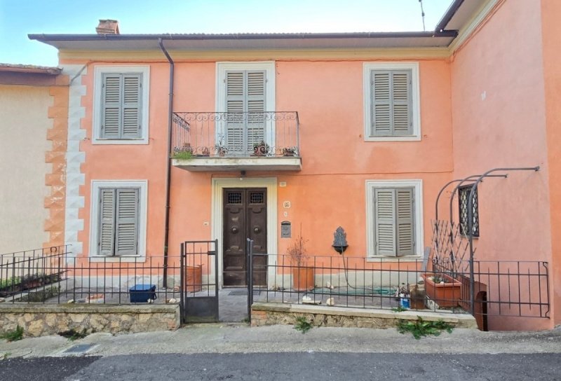 Top-to-bottom house in Castiglione in Teverina