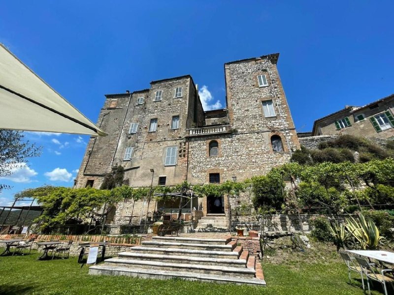 Half-vrijstaande woning in Amelia