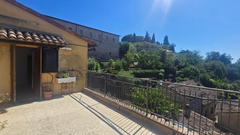 Apartamento em Todi