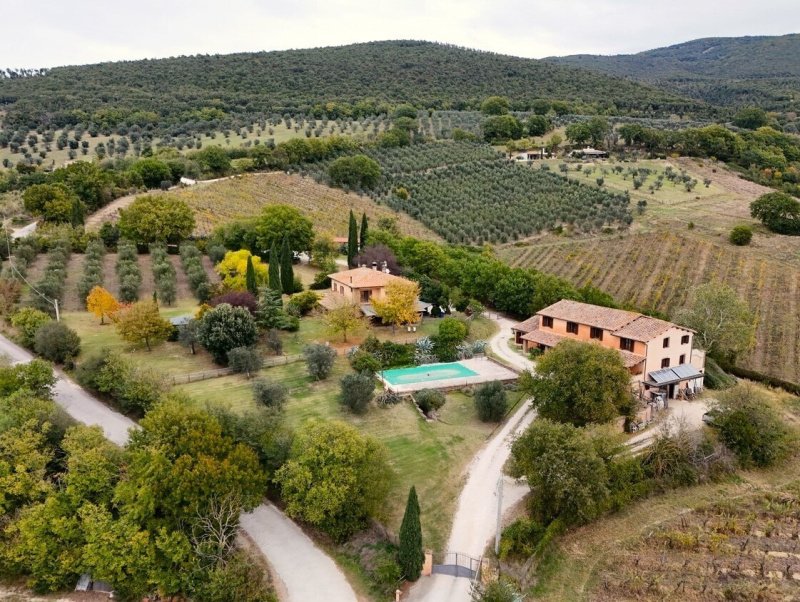 Casolare a Montecchio