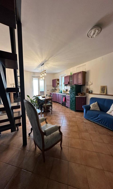 Maison jumelée à Montecastrilli