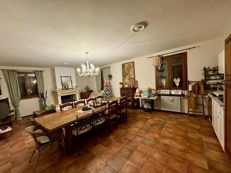 Solar em Montecastrilli