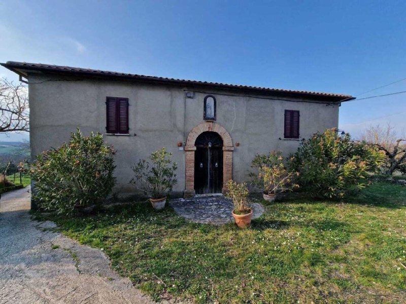 Semi-detached house in Avigliano Umbro