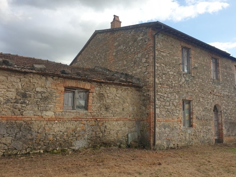 Half-vrijstaande woning in Guardea