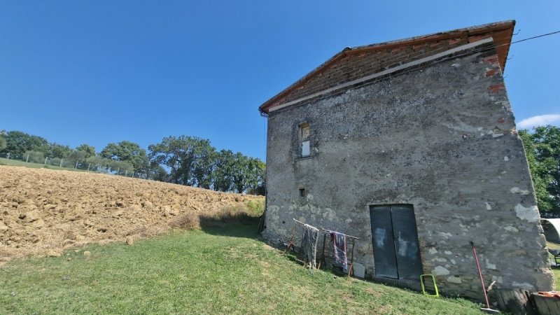 Semi-detached house in Montecastrilli