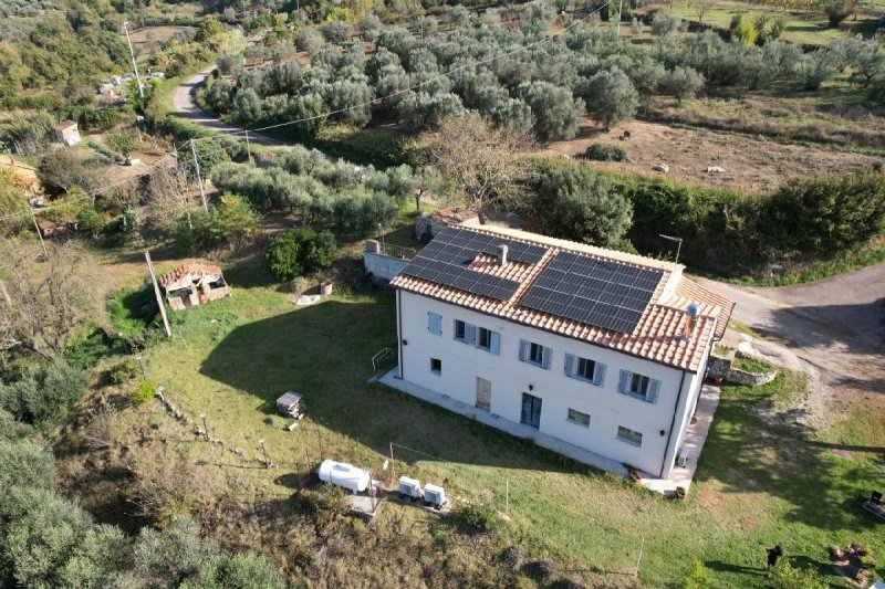Villa in Alviano
