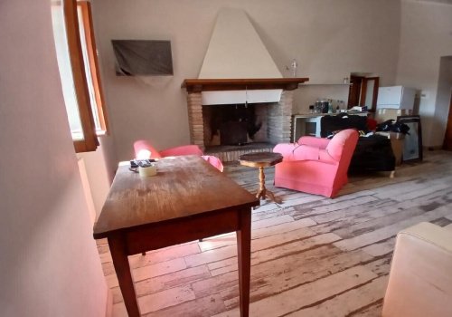 Casa geminada em Amelia