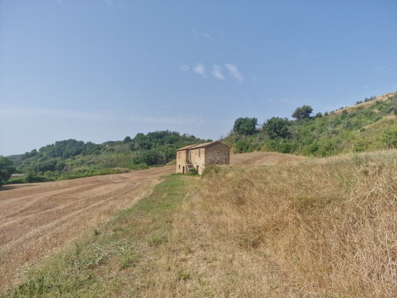 Klein huisje op het platteland in Guardea