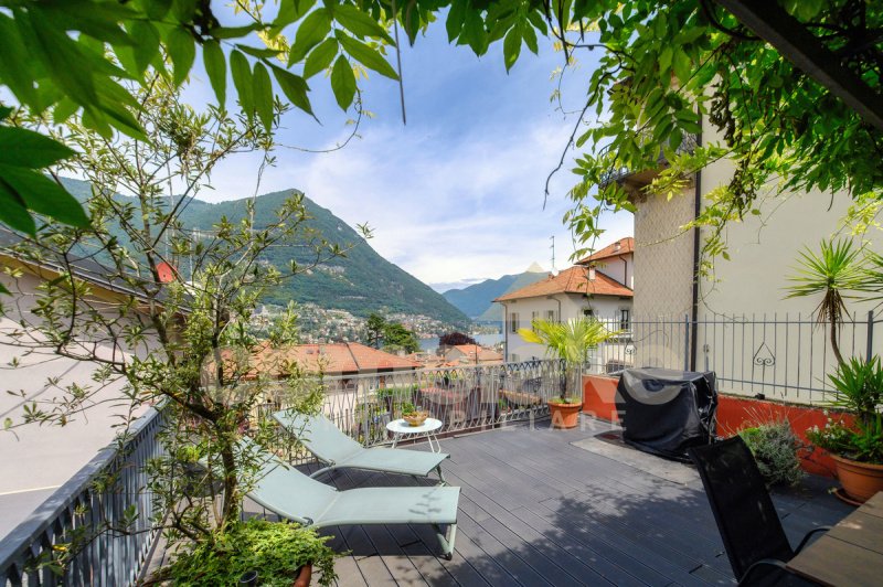 Casa indipendente a Torno