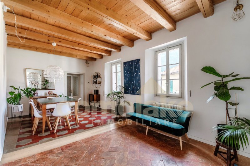 Casa indipendente a Torno