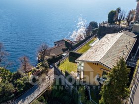 Villa in Moltrasio